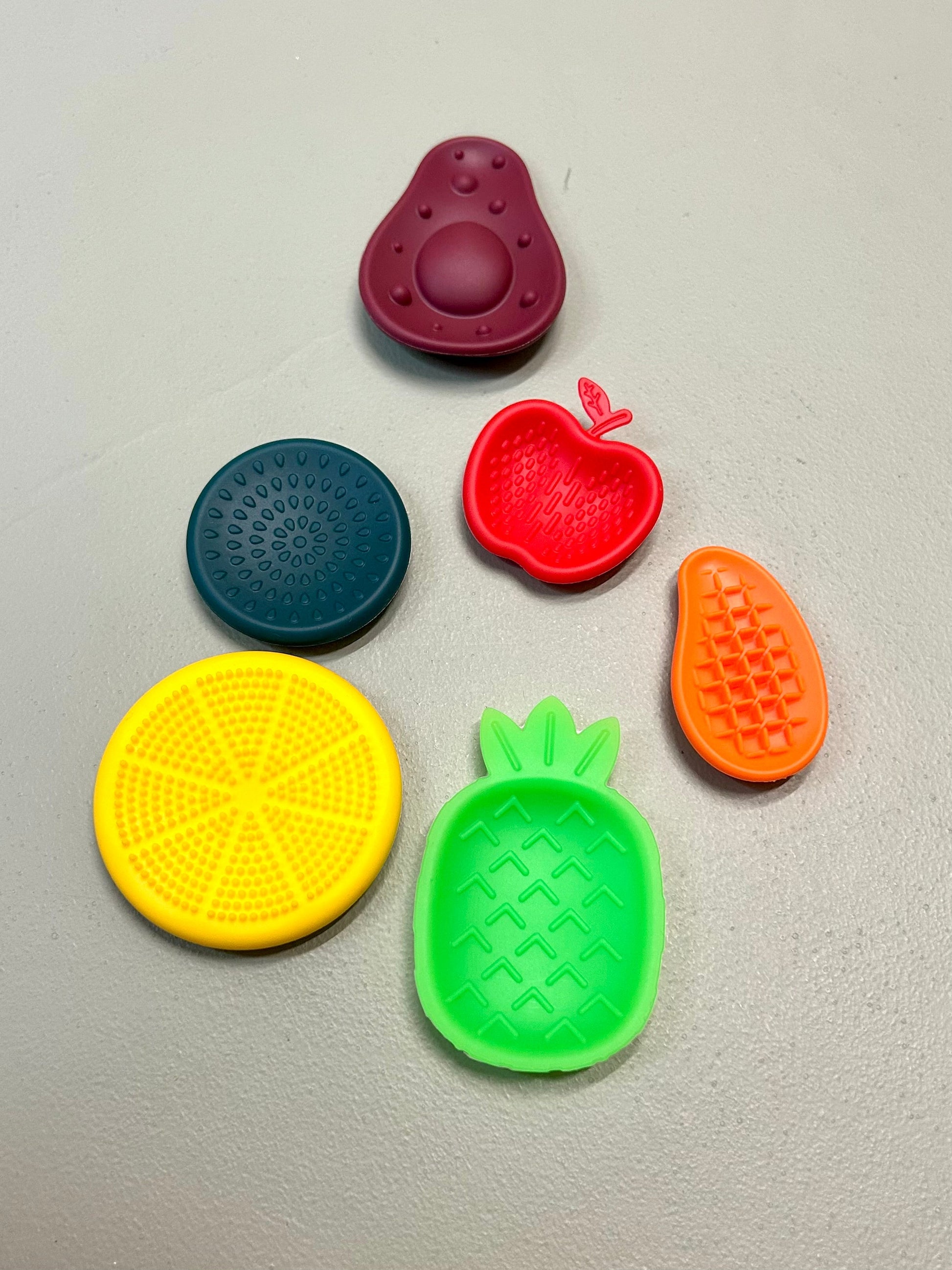 Silicone fidget stones