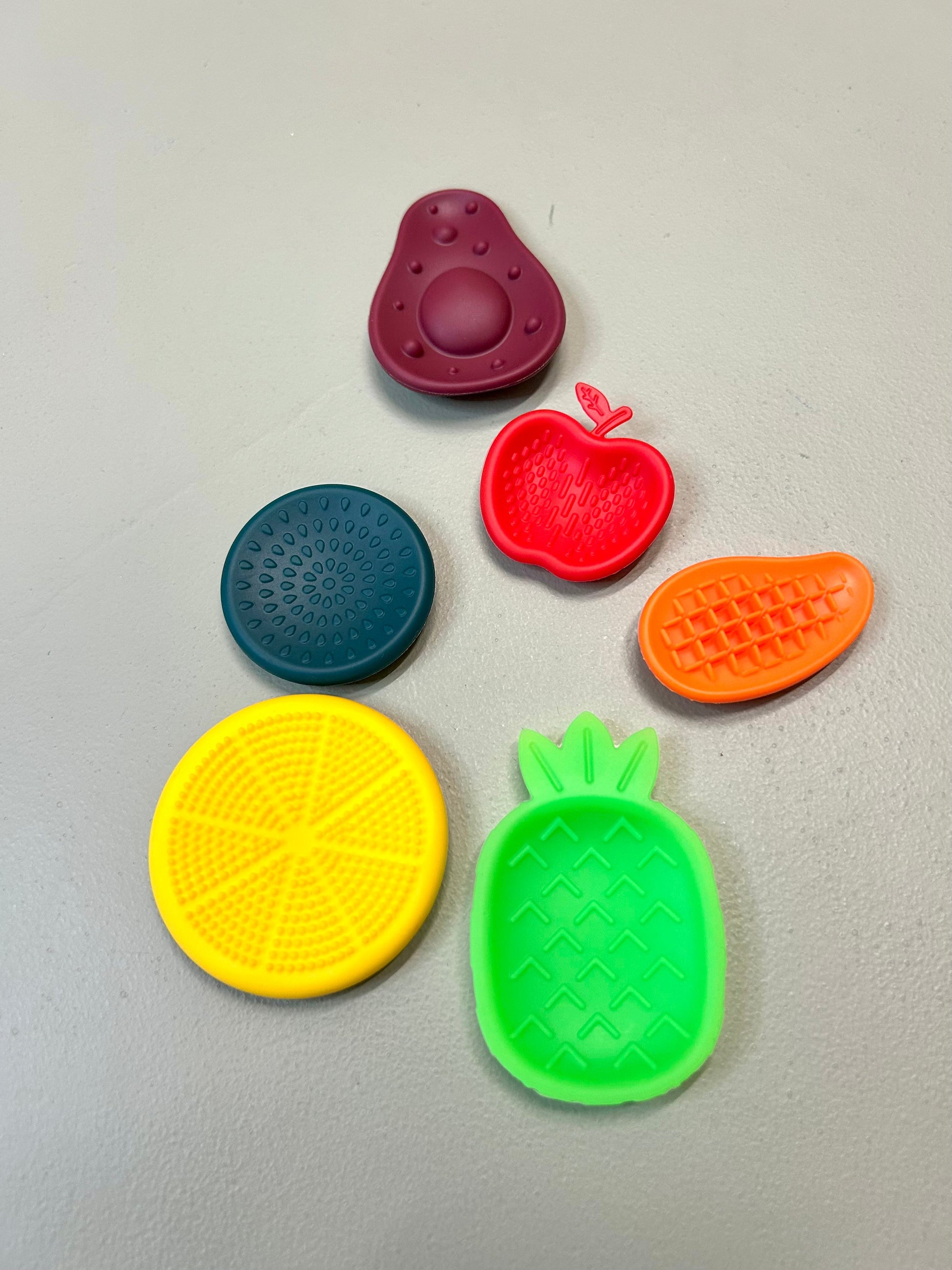 Silicone fidget stones