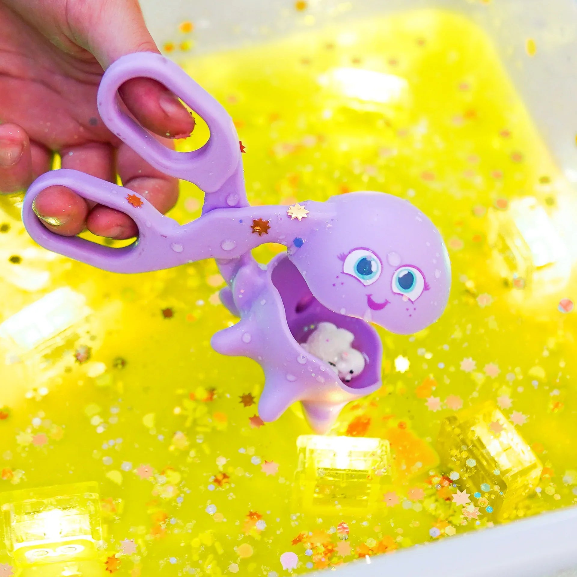 Glo Pals - Pick-up Pals Sensory Tools