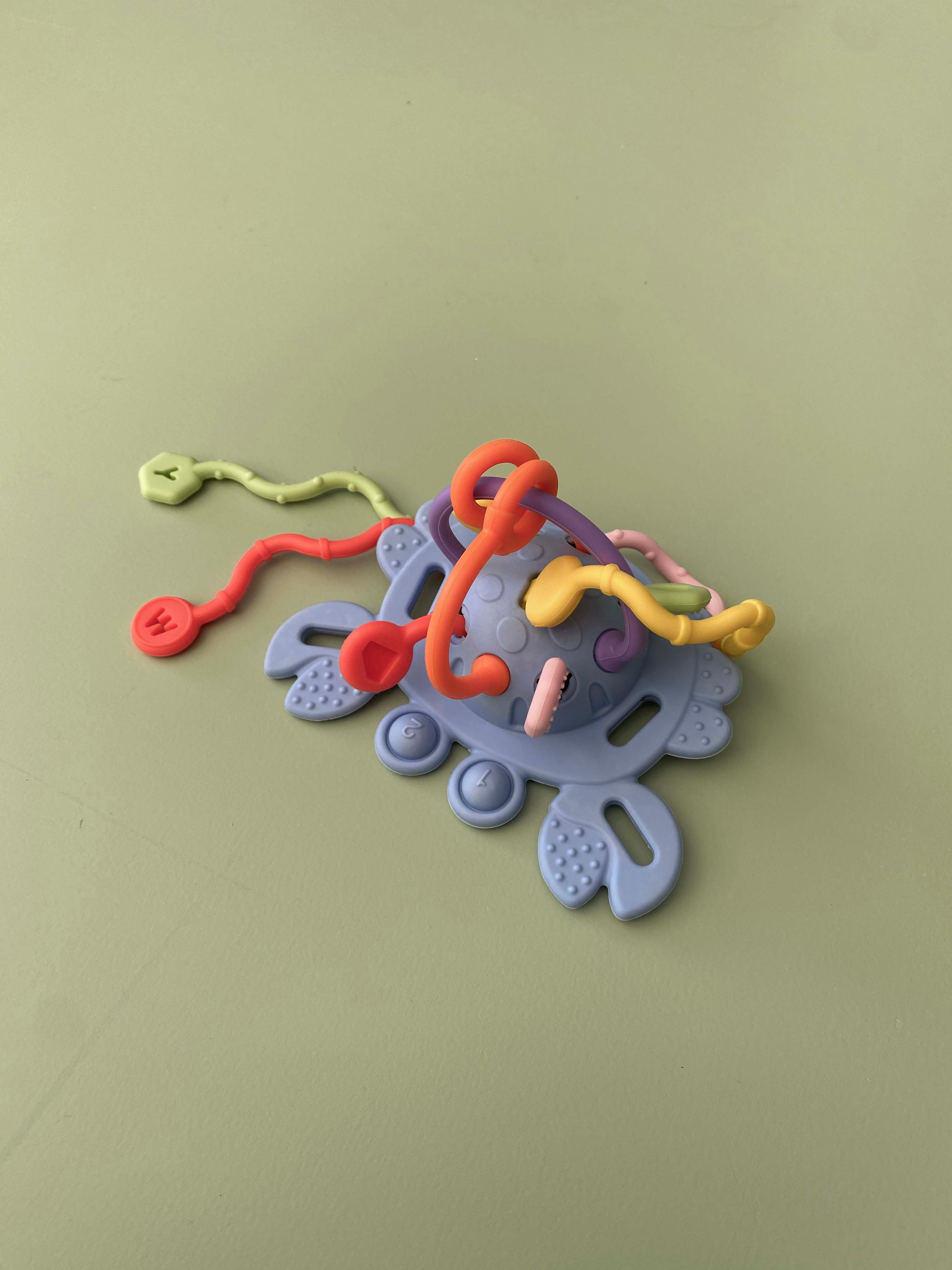 Montessori Pull-string Toy