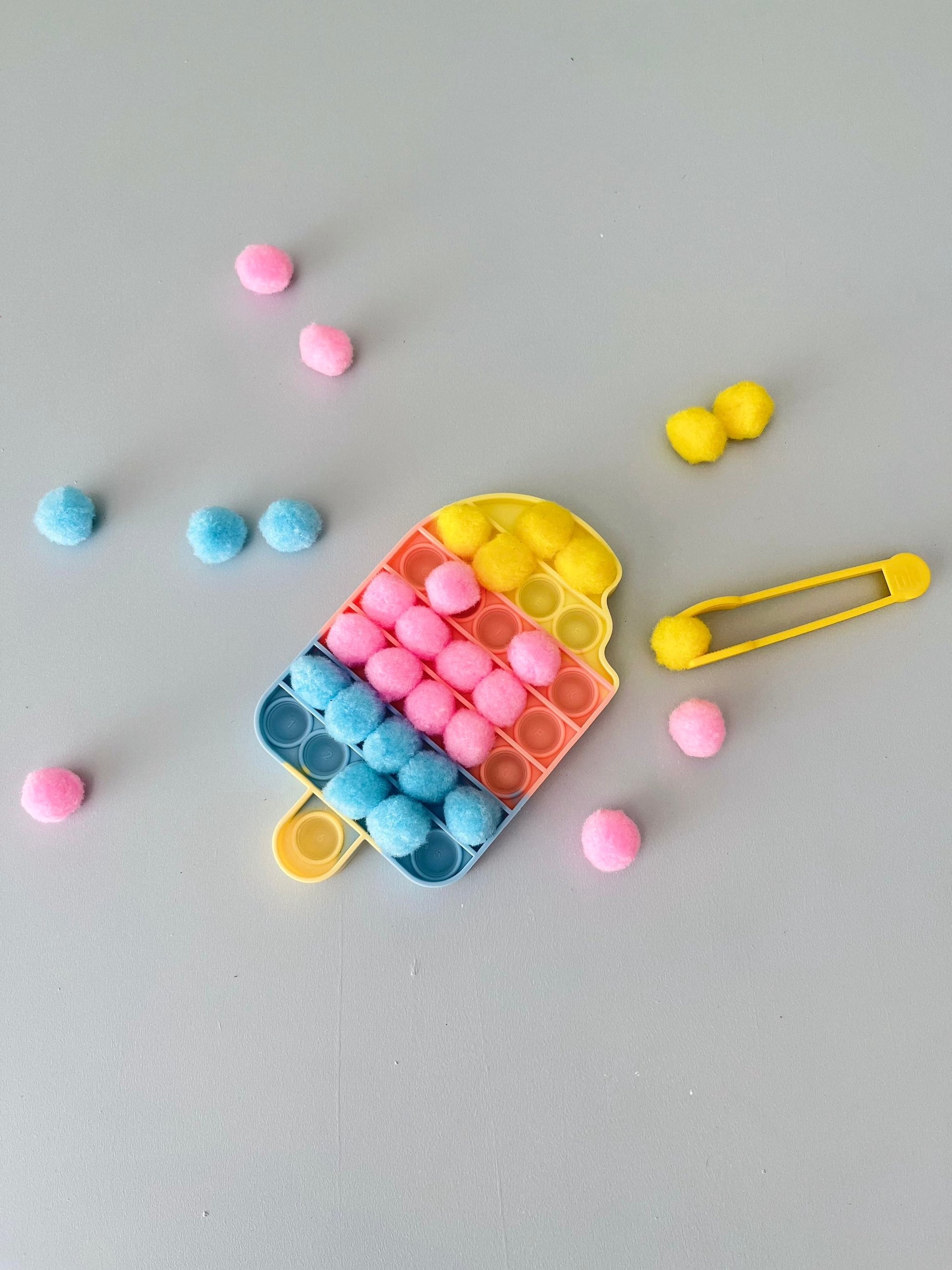 Ice-cream Pom Pom Popper