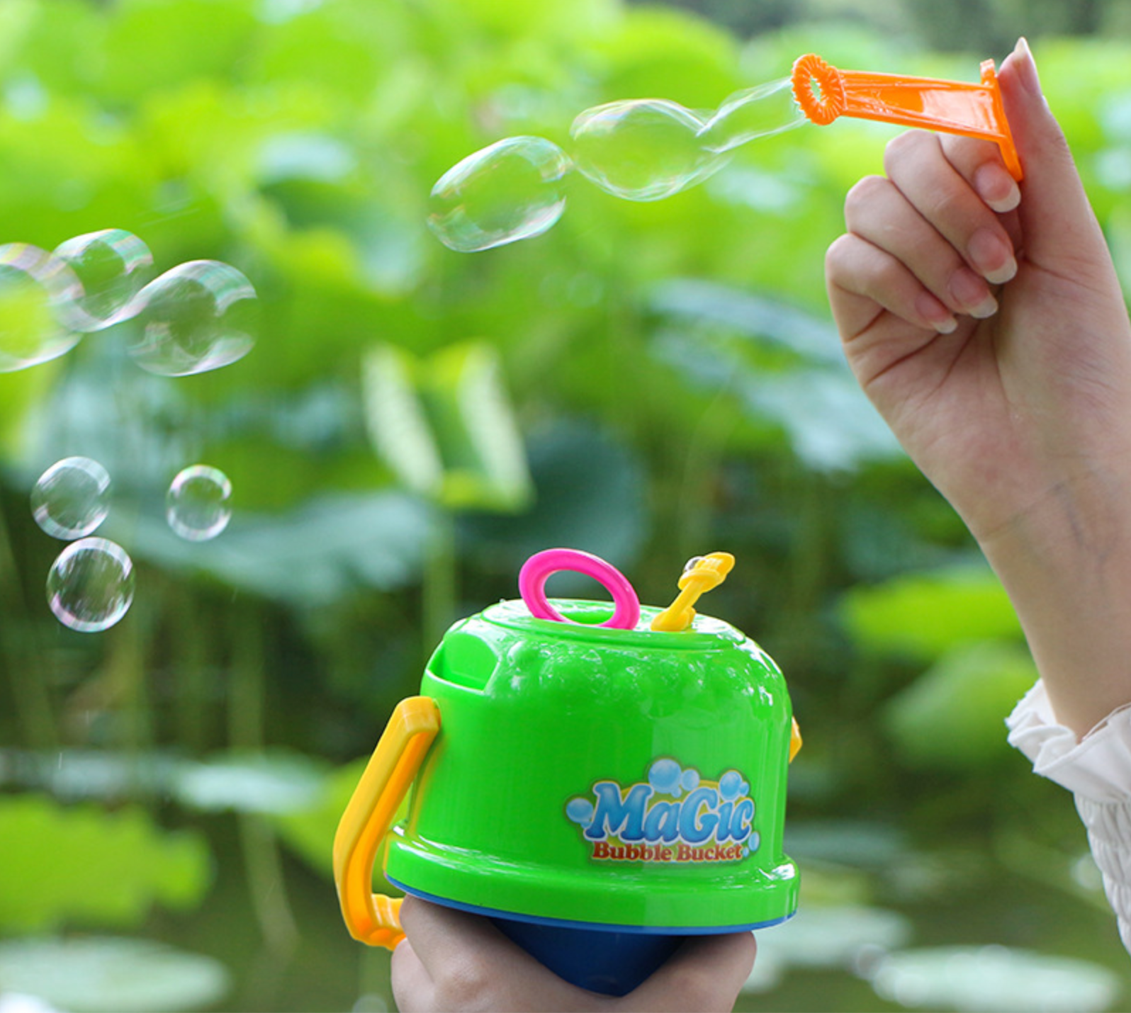 Bubble Bucket