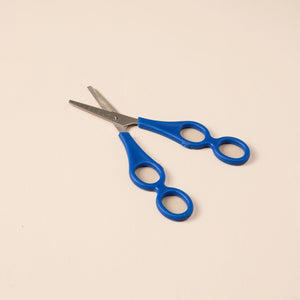 Hand-Over-Hand Training Scissors