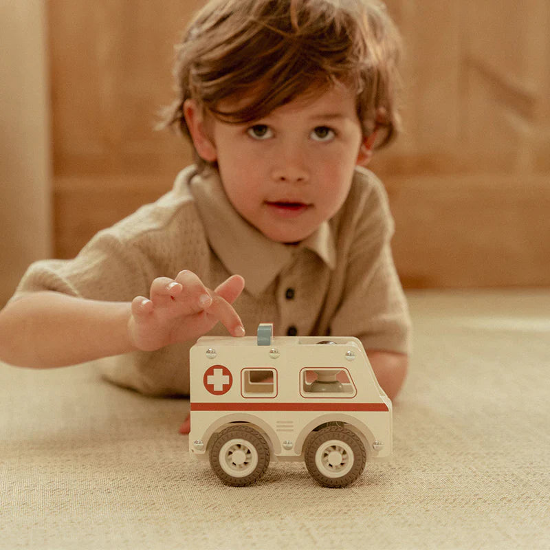 Little Dutch Ambulance
