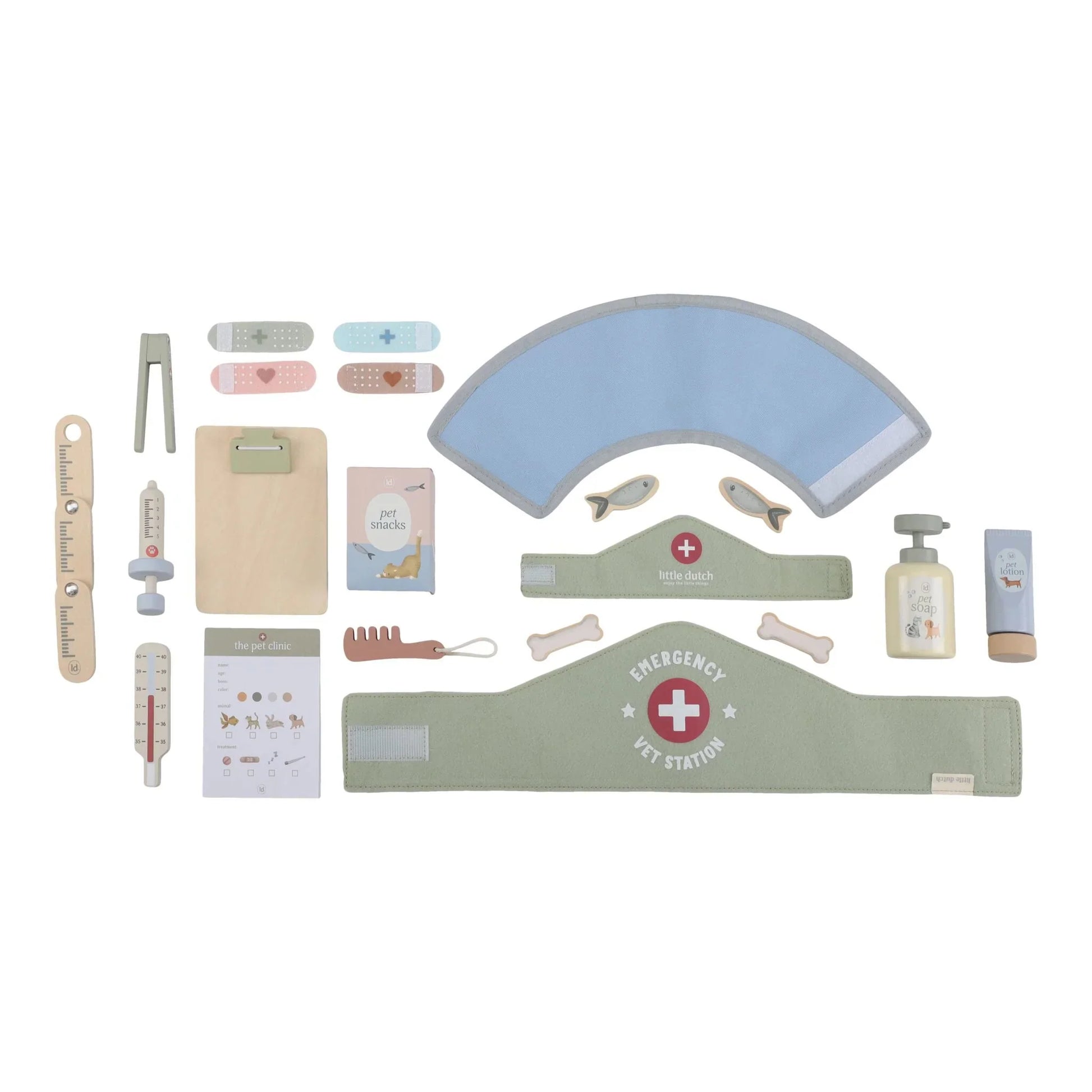 Little Dutch Wooden Veterinary Practice