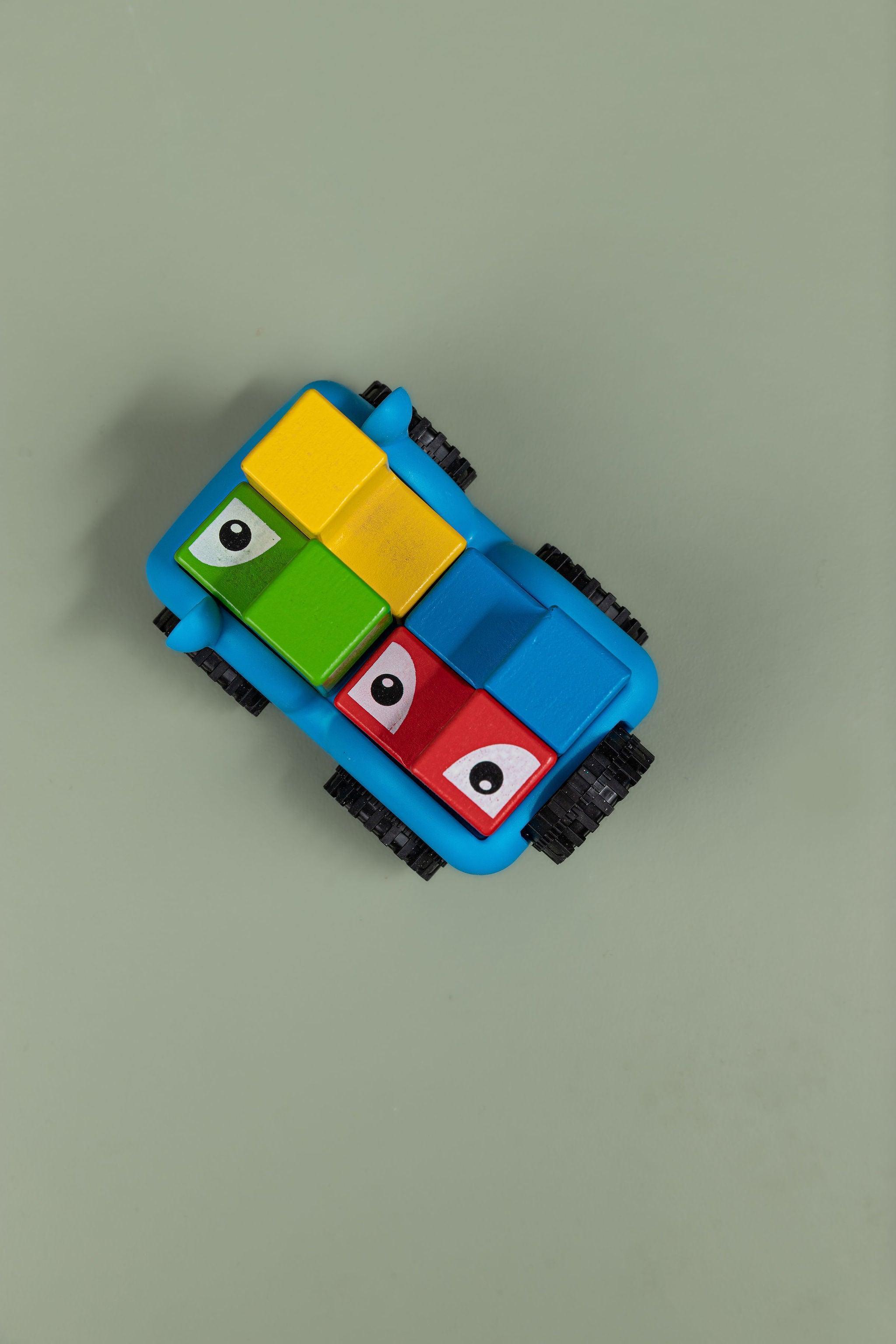MindMaze - Build A Car